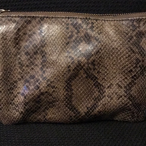 Simply Vera Vera Wang Wristlet - Picture 2 of 5